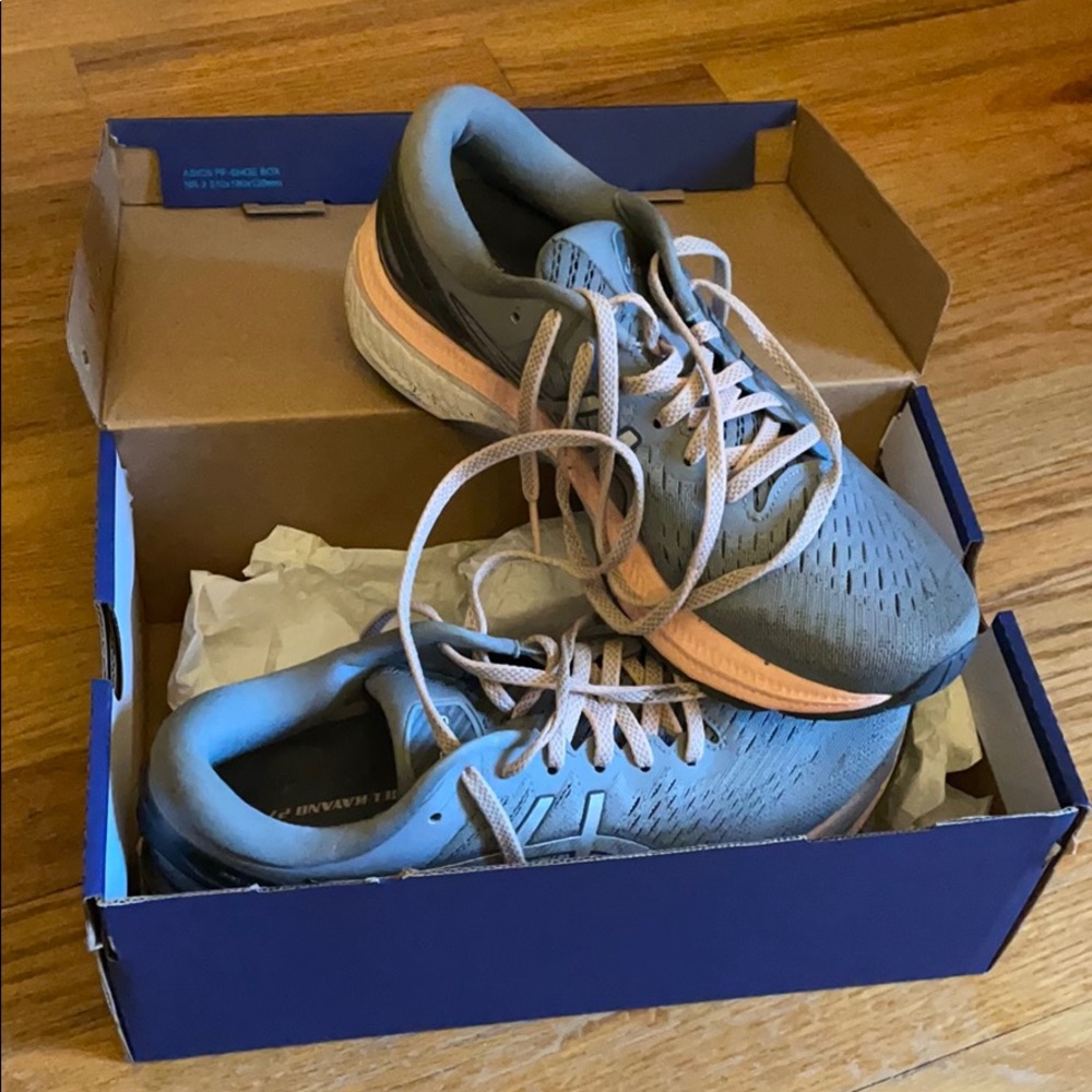 ASICS Gel-Kayano 27 women’s running sneakers